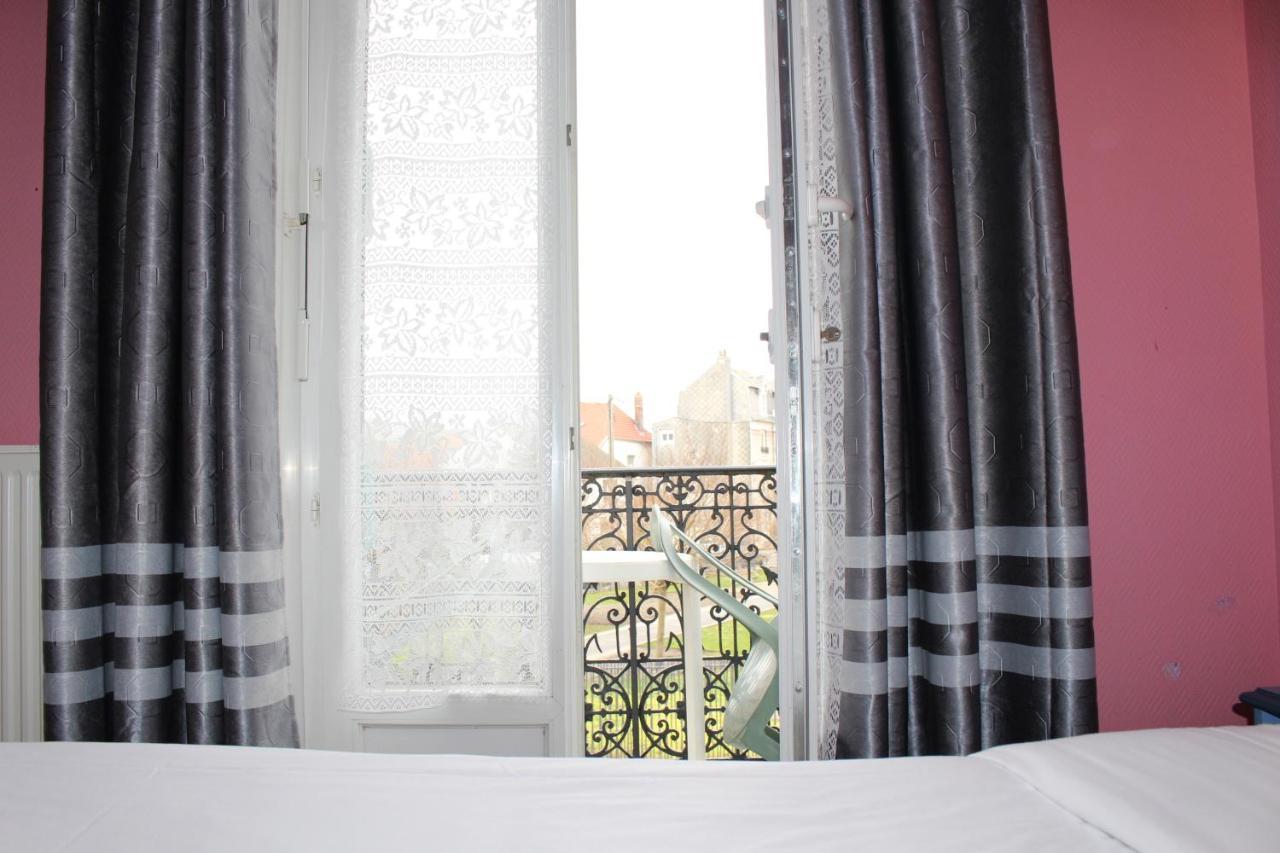 ホテル Le Voltaire Berck エクステリア 写真